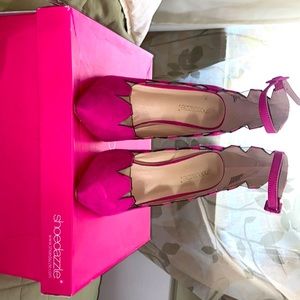 8.5 Good Condition Pink and Clear Pumps